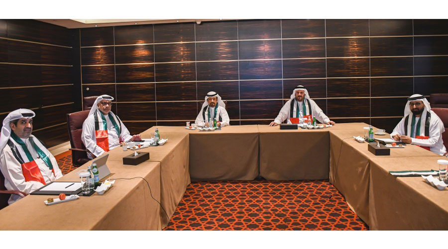 جمعيتا الرياضيين والإعلام تعقدان ندوة وتوصيان بتوظيف العلم للتطوير