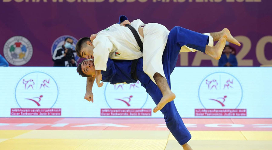 فيكتور يخسر أمام الأوزبكي توريف في ماسترز قطر للجودو