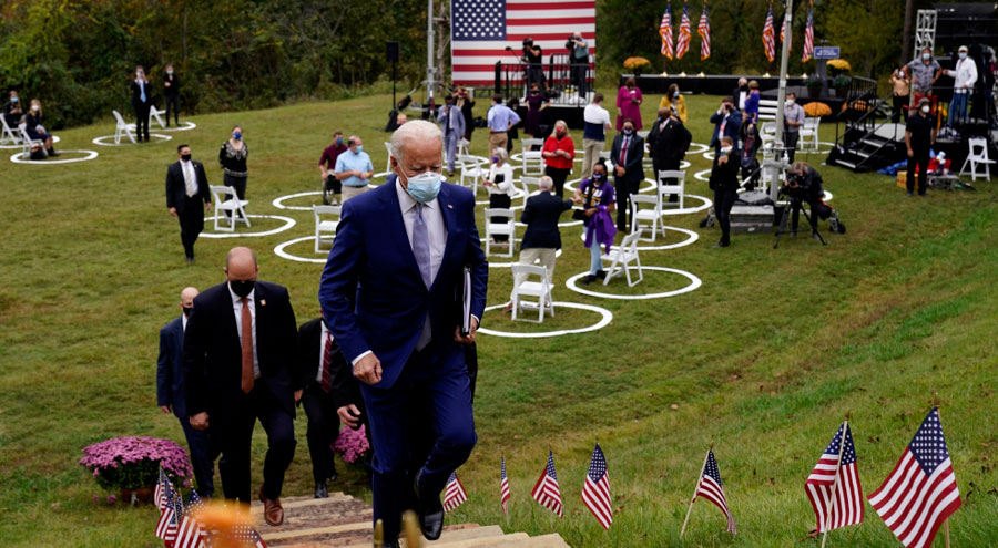 بايدن يعتزم إصدار قانون جديد للحصول على الجنسية الأمريكية