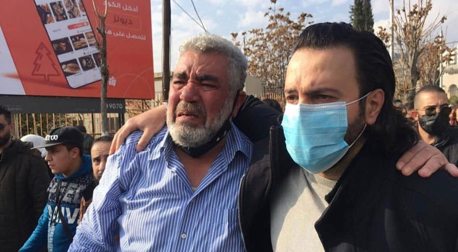 بالفيديو.. دمشق تودع حاتم علي بـ «الدموع»