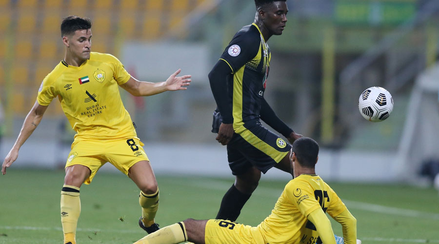 «الإمبراطور» و«النمور».. 96 دقيقة من الجنون