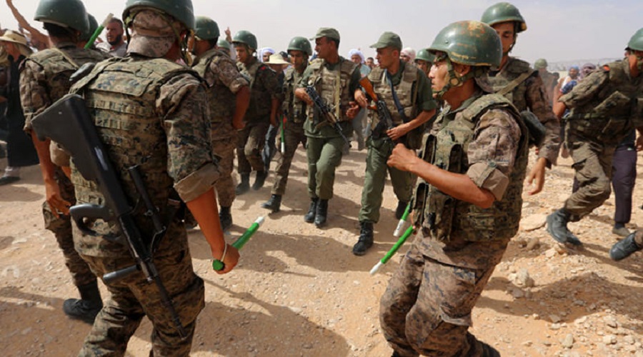 مقتل أربعة جنود تونسيين بانفجار لغم خلال عملية تمشيط