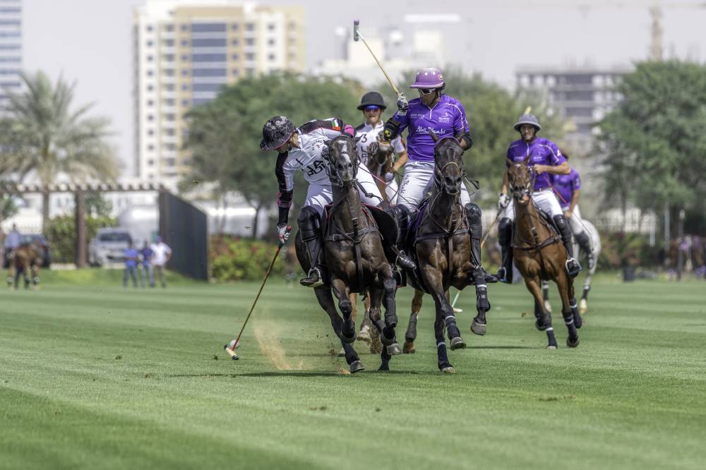 من مباراة الإمارات وأبوظبي