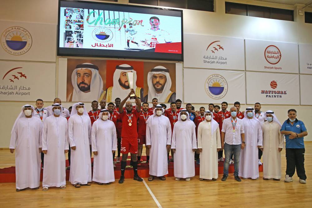 هلال والمدفع مع الفريق البطل 
