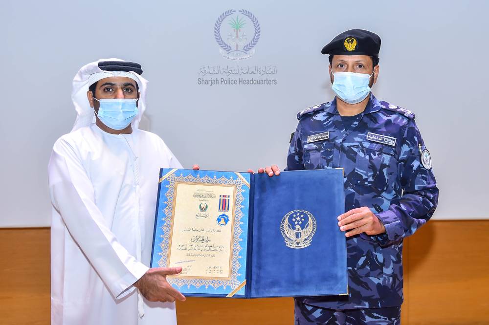 خلال التكريم 