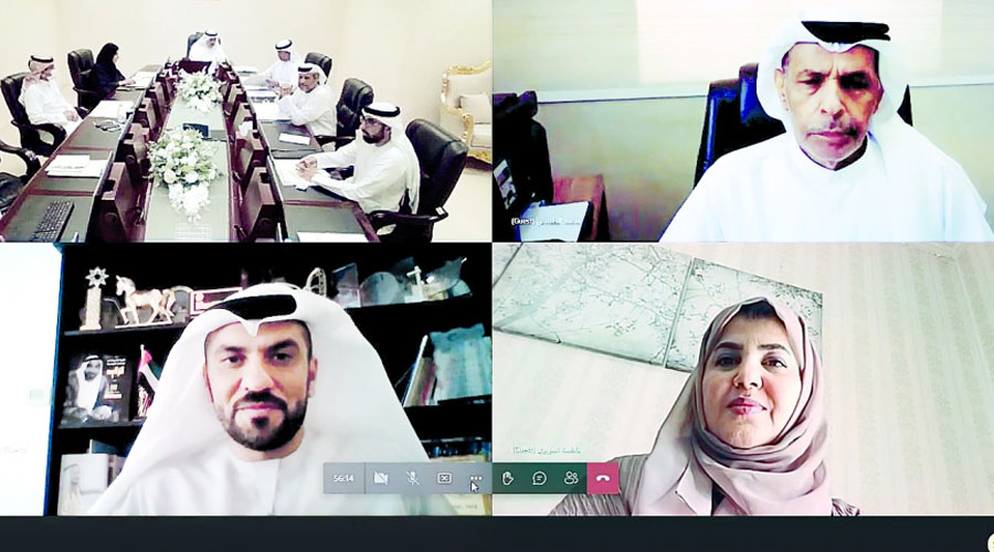  خلال الاجتماع بنظامي الحضور وعن بعد 