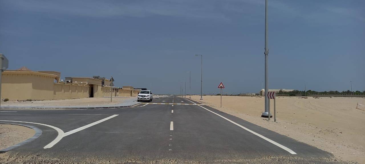  المدخل والطريق الخاص في الزبارة