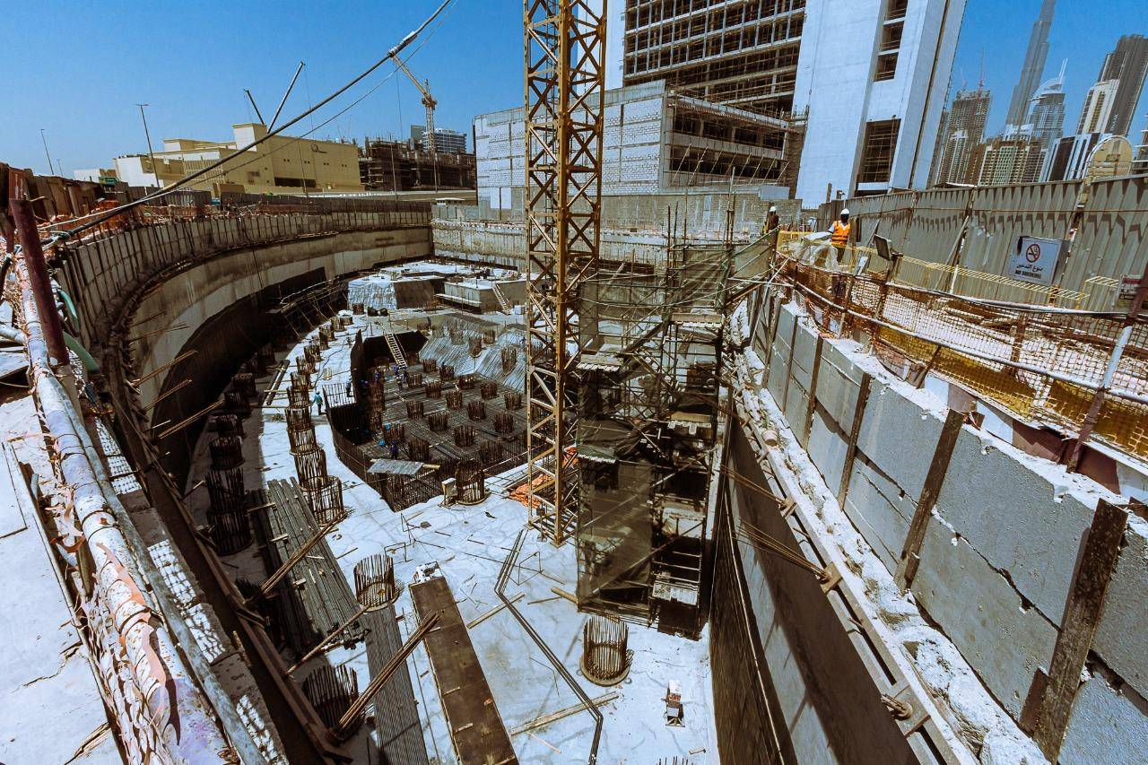 الأعمال الإنشائية في إحدى المشاريع