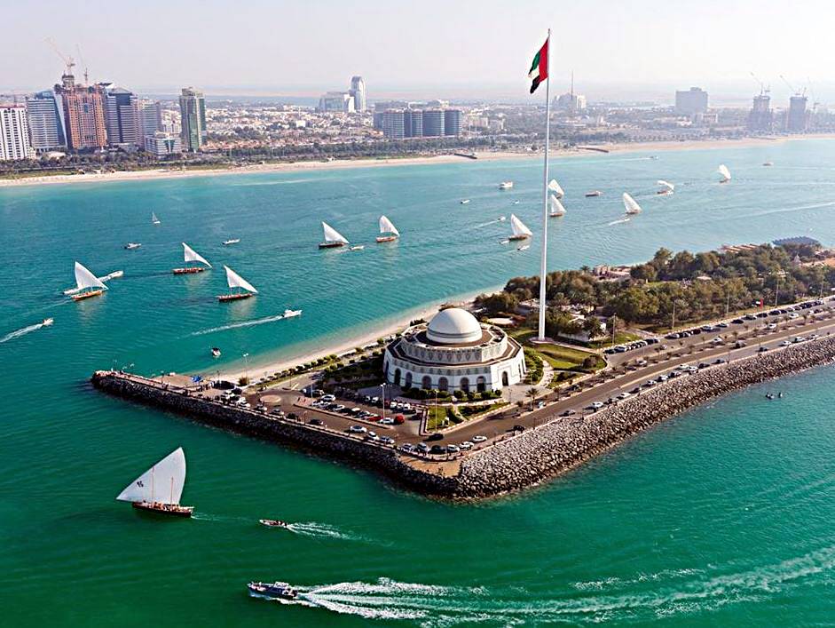 تحديث «القائمة الخضراء» للمسافرين القادمين إلى أبوظبي.. تعرف إلى أسماء الدول