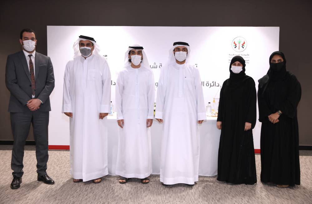 علي بن شاهين وعمر المناعي 