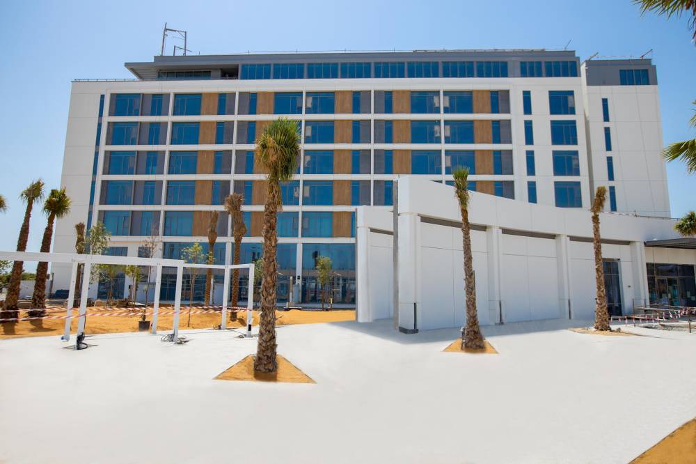 «دبل تري هيلتون أبوظبي رزيدينسز – جزيرة ياس»