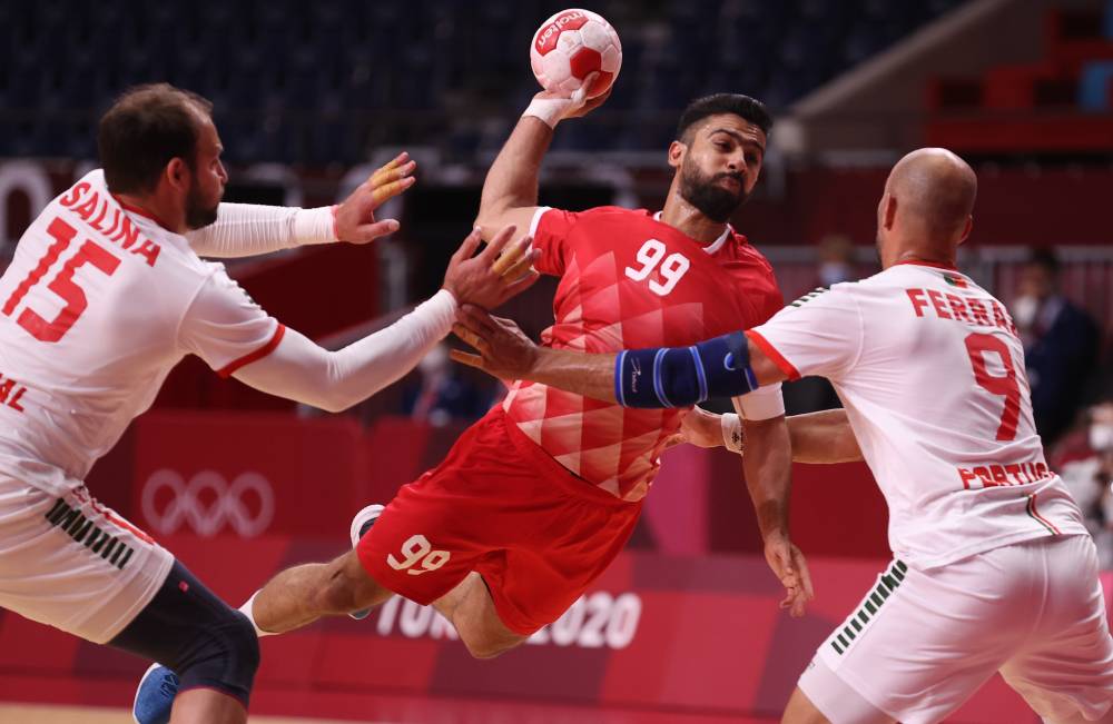 اليد البحرينية تدخل اختباراً صعباً اليوم
