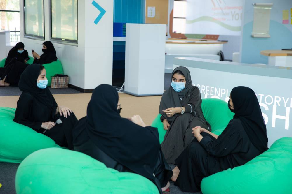 خلال التحضيرات للمشاركة في المعرض