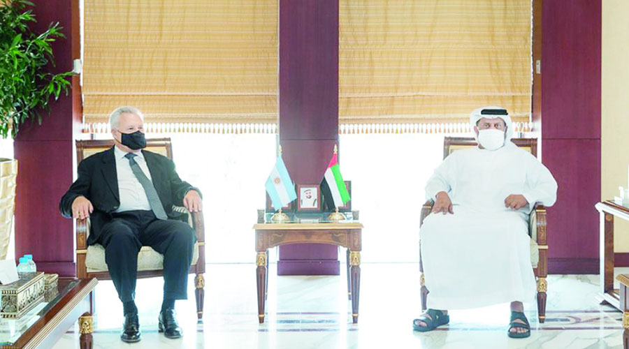 الرميثي خلال اللقاء 