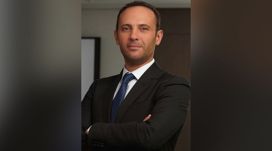  أحمد محرم 