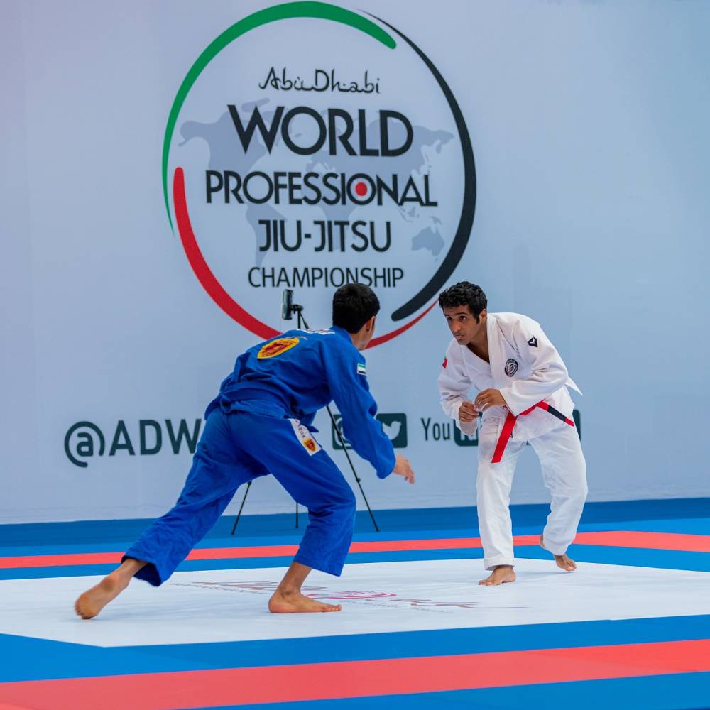 من منافسات الجولة الماضية من مسابقة الكأس