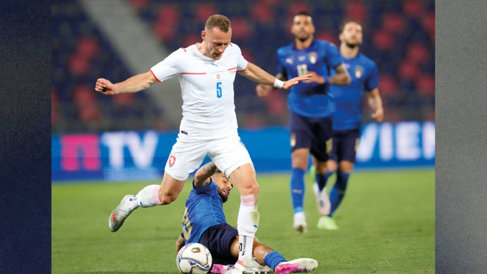 منتخب التشيك يخسر خدمات مدافعه كوفال في مباراتين بتصفيات المونديال