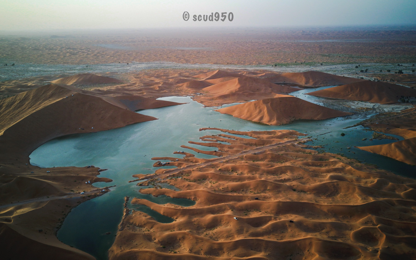 أمطار «شاهين» تشكل لوحة فنية في الصفا