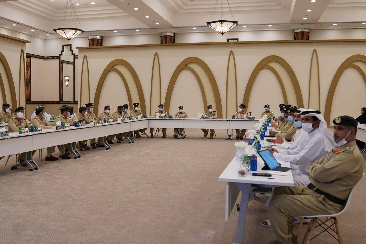 عبد الله المري مترئساً الاجتماع 