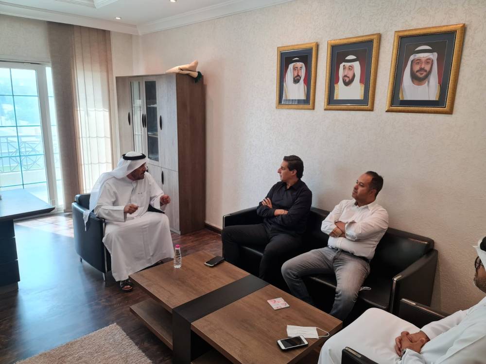 من لقاء جاني مع وفد بنفيكا البرتغالي