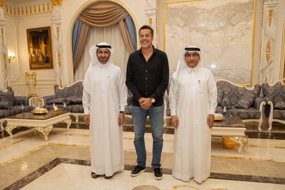 سعيد بن صقر وهيثم بن صقر وجوليو سيزار