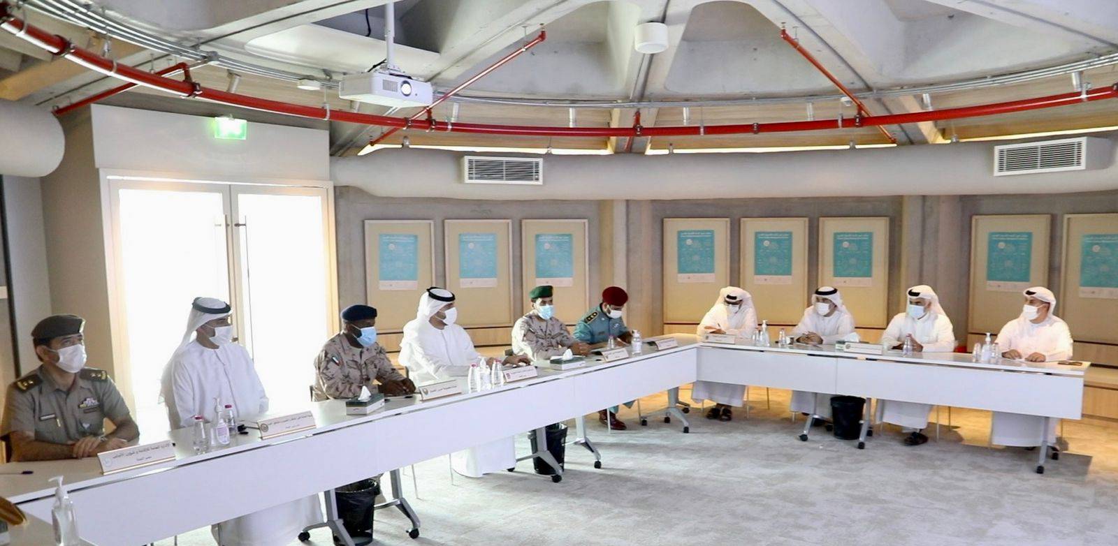 خلال الاجتماع