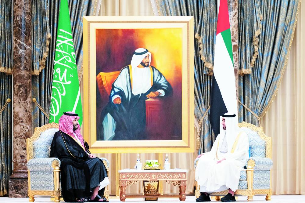 محمد بن زايد في حديث مع محمد بن سلمان