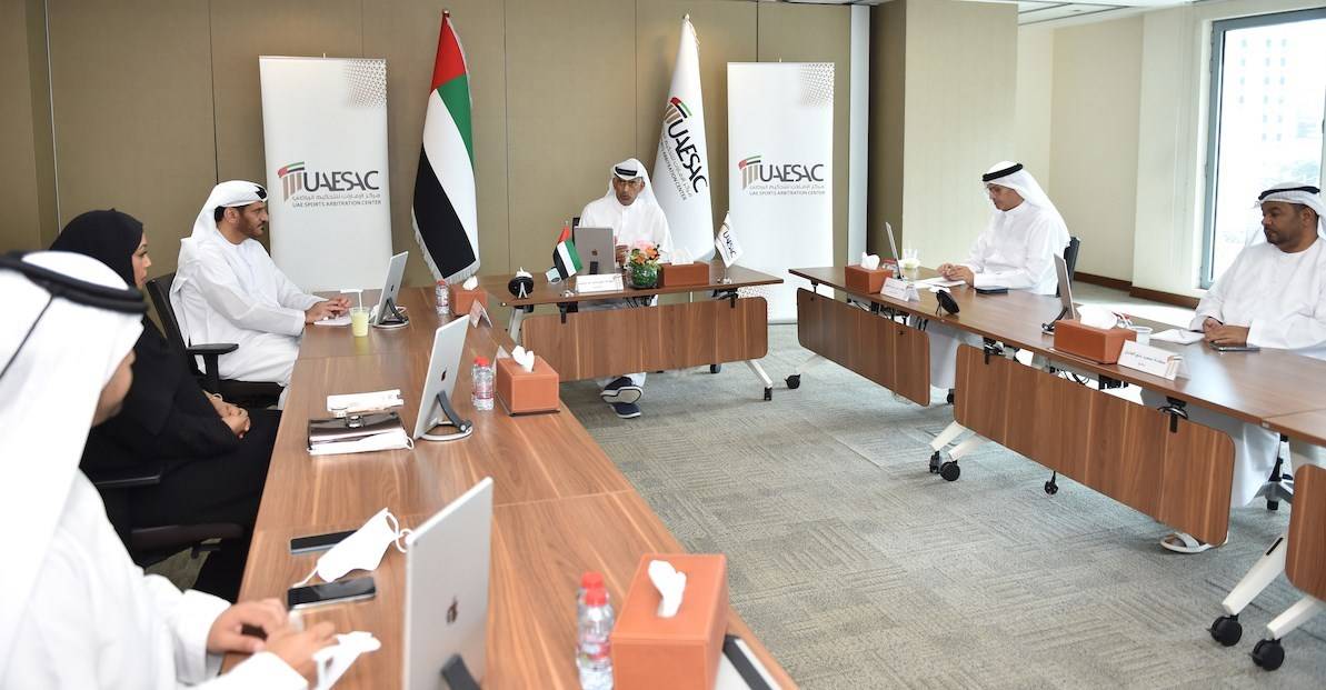 علي بوجسيم يترأس اجتماع مركز التحكيم