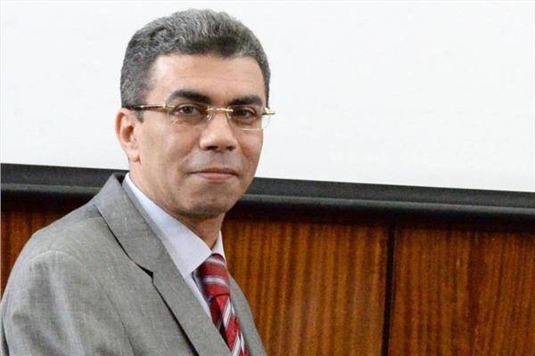 الكاتب الصحفي المصري الراحل ياسر رزق