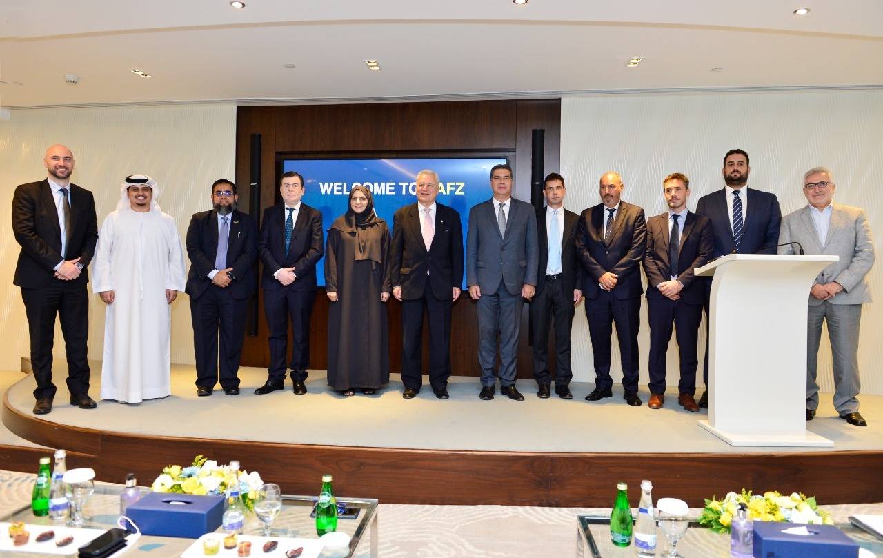 الحضور خلال الزيارة