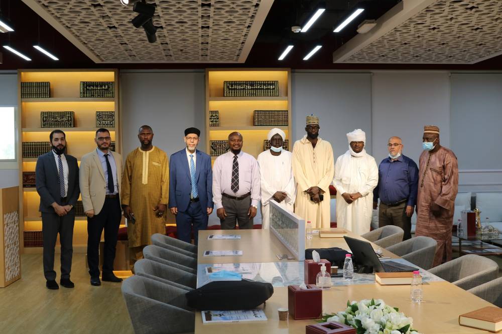 خلال زيارة الوفد للمجمع