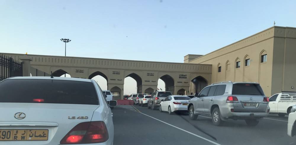 حركة نشطة في المنافذ البرية