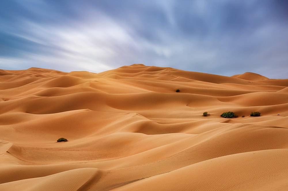 صحراء الإمارات خلال أشهر الصيف