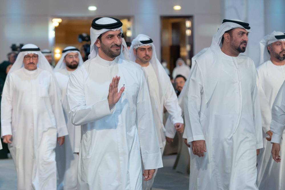  سلطان بن أحمد يحيي الحضور 