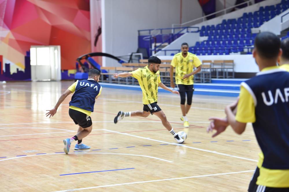 خلال تدريبات قدم الصالات بالكويت (تصوير: كامل عبد الله)