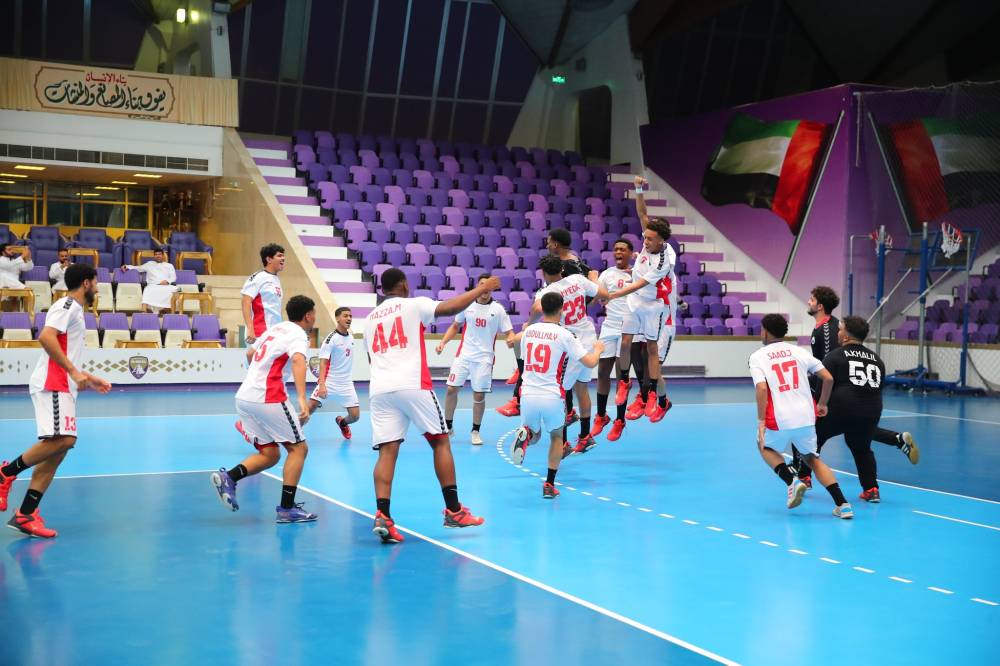 فرق يد الشارقة سيطرت على كل بطولات الموسم
