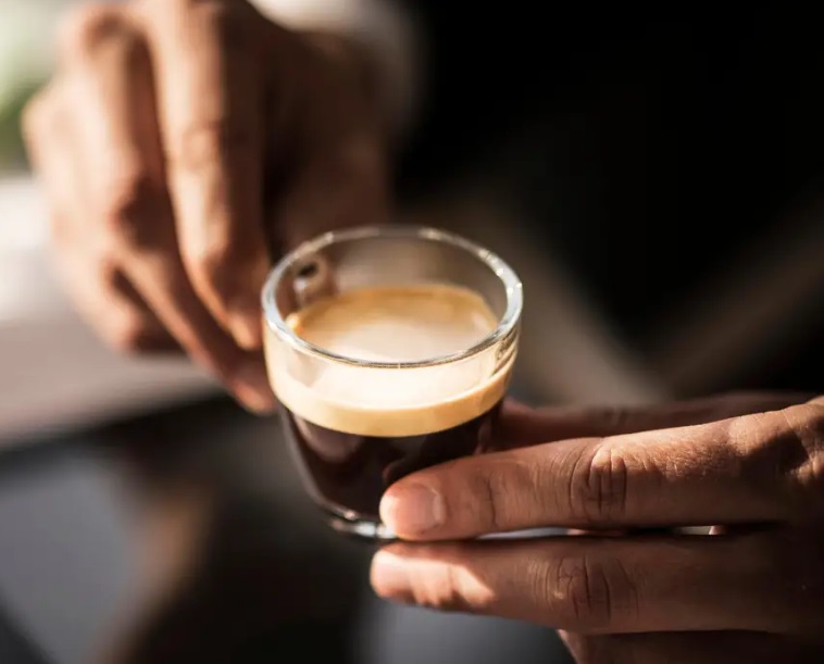 متحف صيني يقدم قهوة بالصراصير لزواره.. ما القصة؟