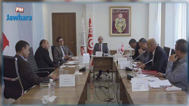 تونس تُصادق على قرار ضبط شروط المشاركة في حملة الاستفتاء