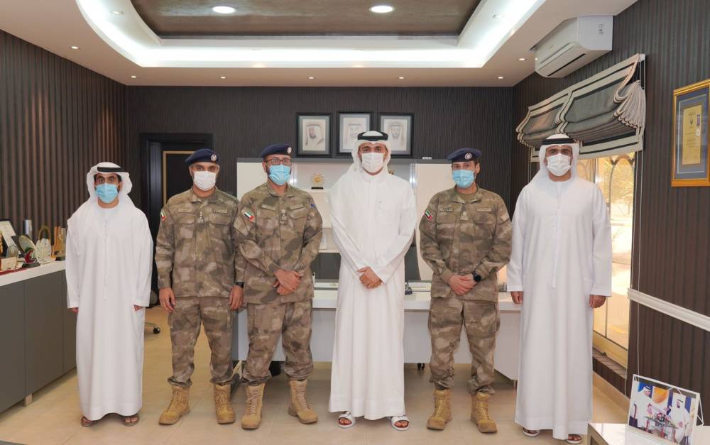 لجنة المنافذ بالشارقة وشرطة أبوظبي تبحثان تعزيز التعاون