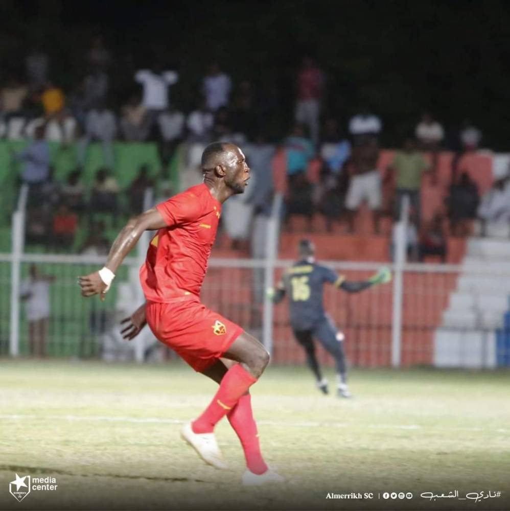 كيف قلص المريخ الفارق مع الهلال من 8 إلى 3 نقاط في 5 أيام؟