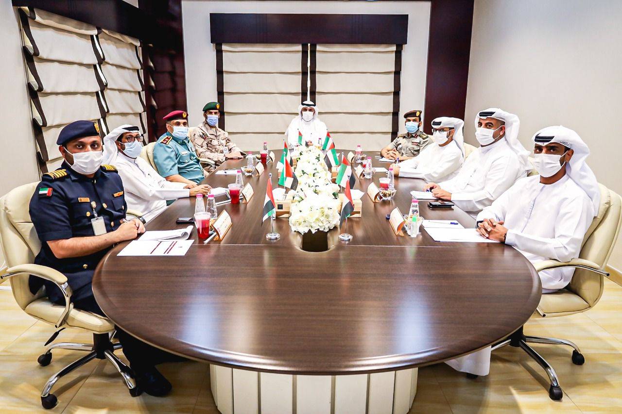 خلال الاجتماع