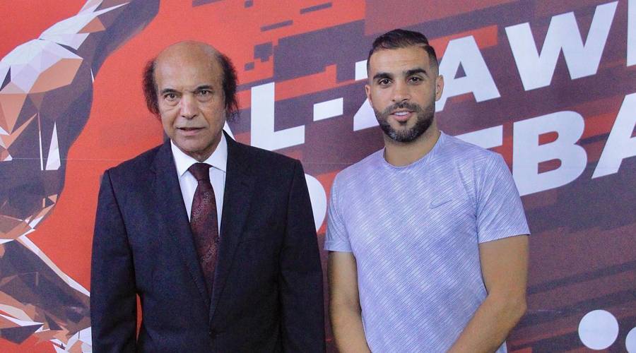  المغربي سفيان طلال مع فلاح حسن 
