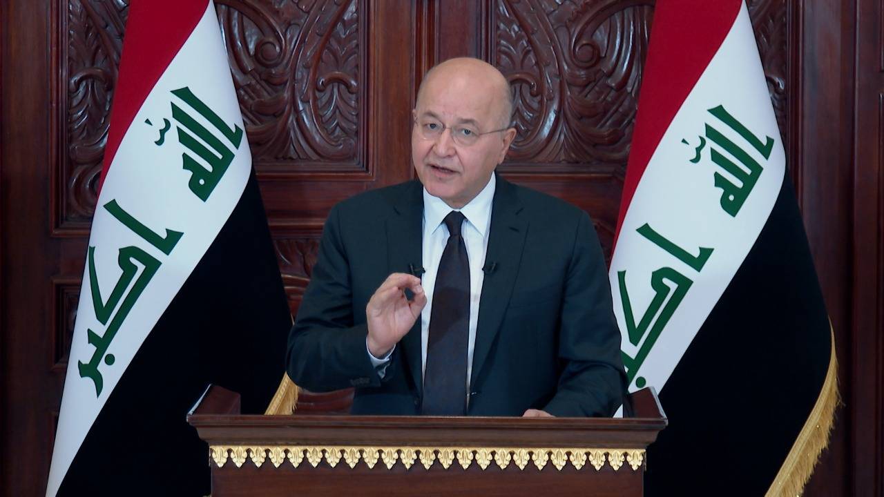 الرئيس العراقي يطالب بانتخابات مبكرة وحوار وطني وتعديل الدستور
