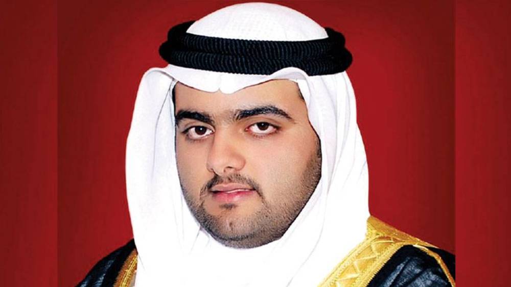 محمد بن حمد يستقبل خريجي كلية الشرطة ويهنئهم بإنجازهم