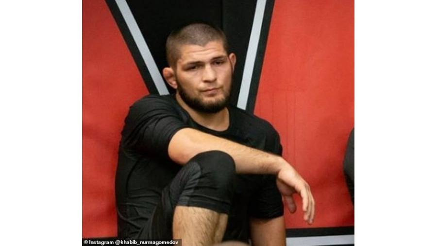 حبيب نورمحمدوف يودع الحمية ويتمرن باعتدال