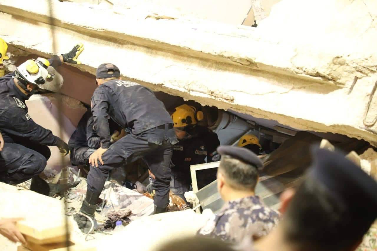 خلال عمليات الإنقاذ لضحايا عمارة اللويبدة