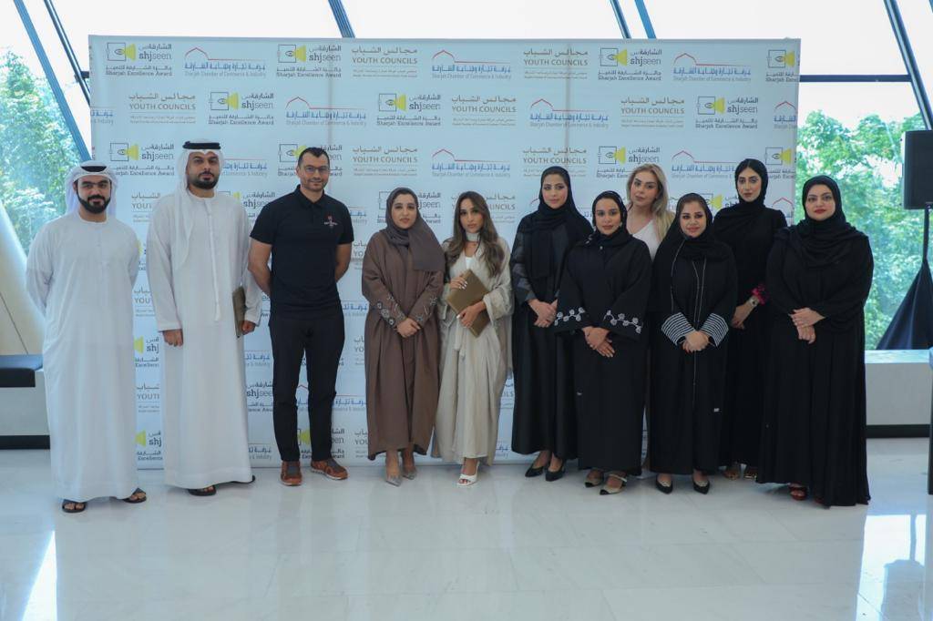 خلال الجلسة الحوارية