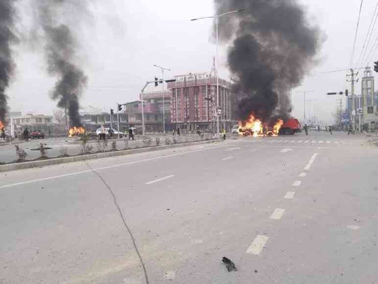 أربعـة قتلـى بانفجـار في مدخـل مسجـد وسـط كابـول
