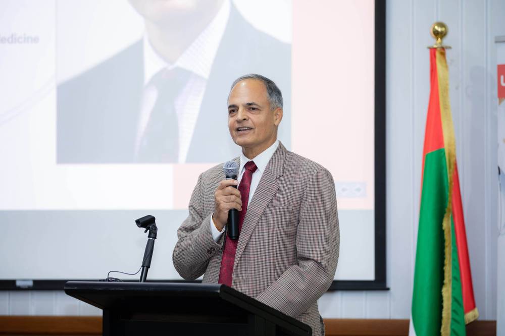 31 طالباً وطالبة ينضمون لدراسة الطب البيطري في جامعة الإمارات