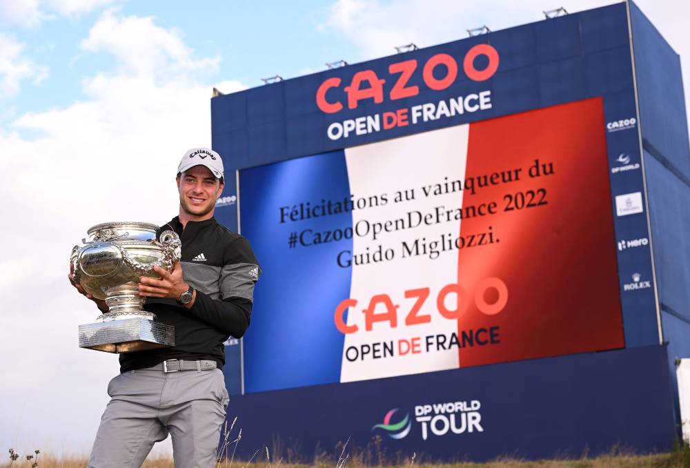 جويدو ميجيلوزي مع كأس بطولة فرنسا المفتوحة